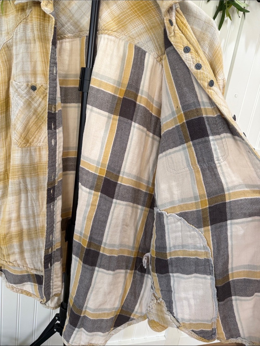 #871 FREE PEOPLE Mustard Yellow Plaid Button-Down SUPER SOFT w POCKETS! - Picture 12 of 12